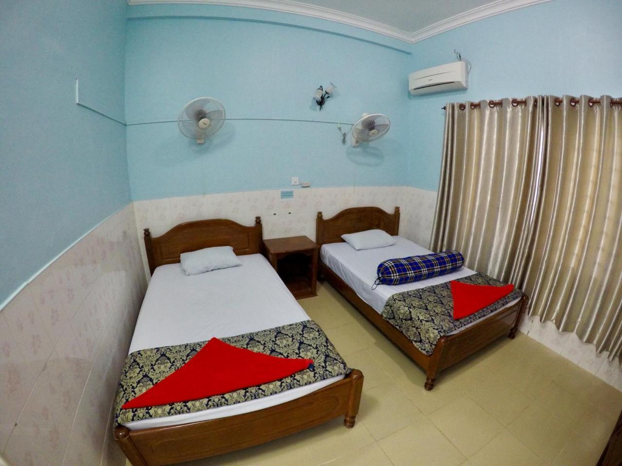 Hengheng II Guest House Kratie Exterior photo